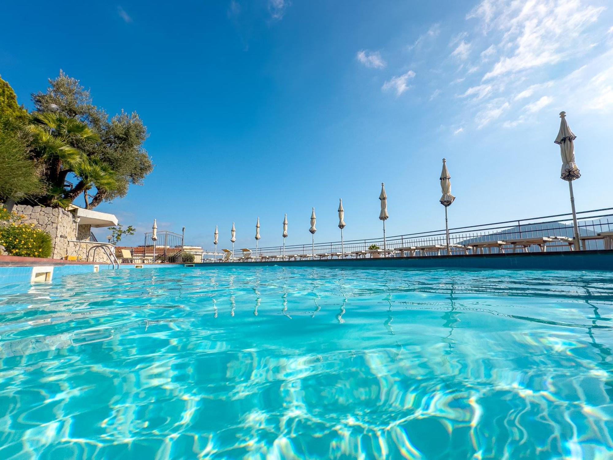 Hotel Cristina Sant'Agnello Esterno foto