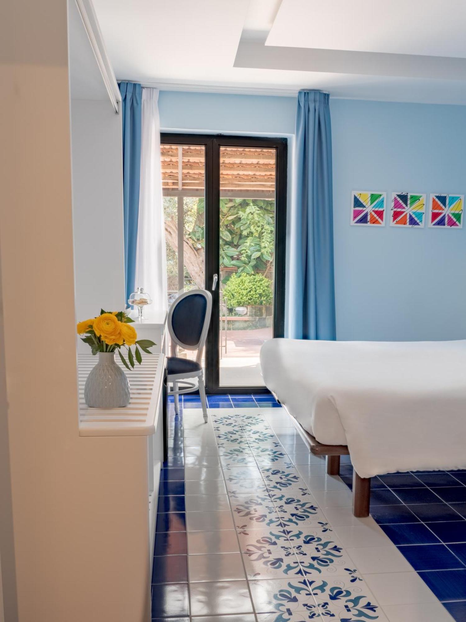 Hotel Cristina Sant'Agnello Esterno foto